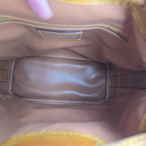 Alviero Classe Geo Classic bucket bag - Picture 11 of 14